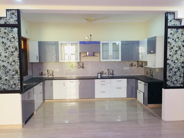 Kitchen, uppal-southend 3 Bedroom 2000 Sq.Ft. Builder Floor In Sector 49 Gurgaon 9236566