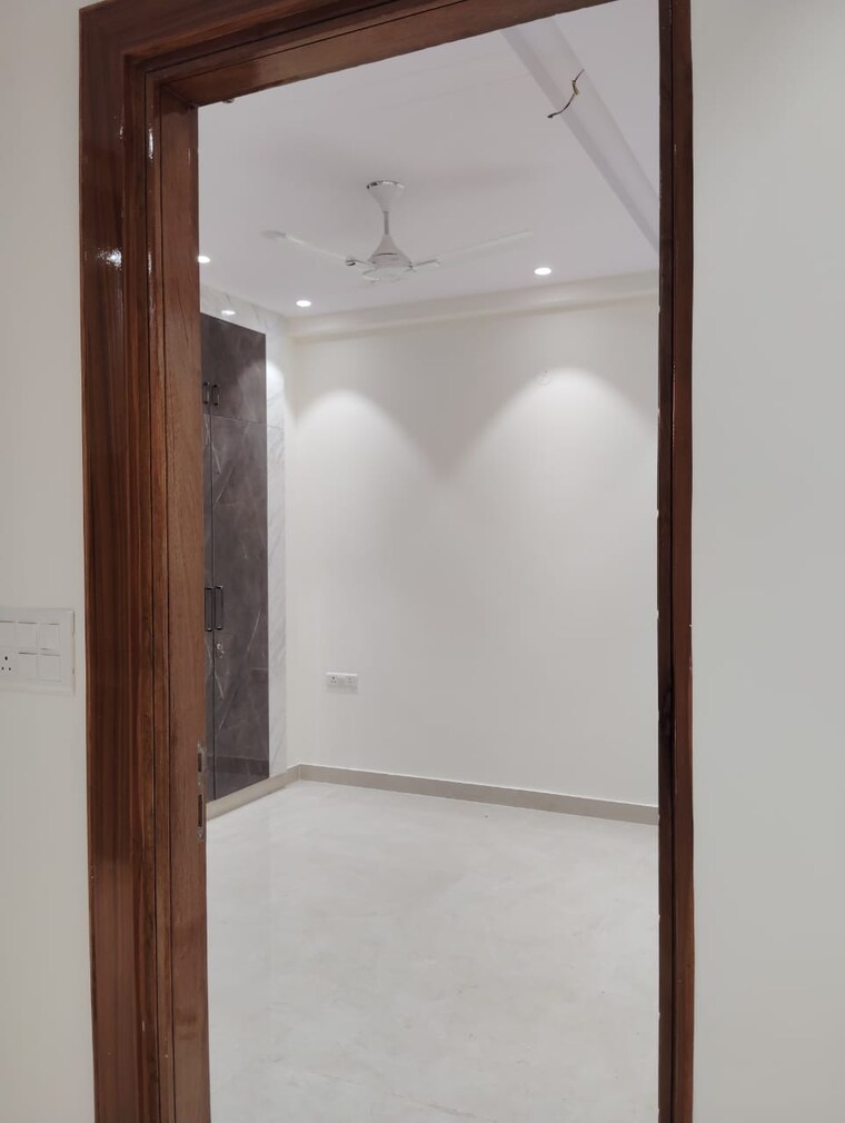 Bathroom, vasundhara sector 5 2 Bedroom 855 Sq.Ft. Builder Floor In Vasundhara Sector 5 Ghaziabad 9236555