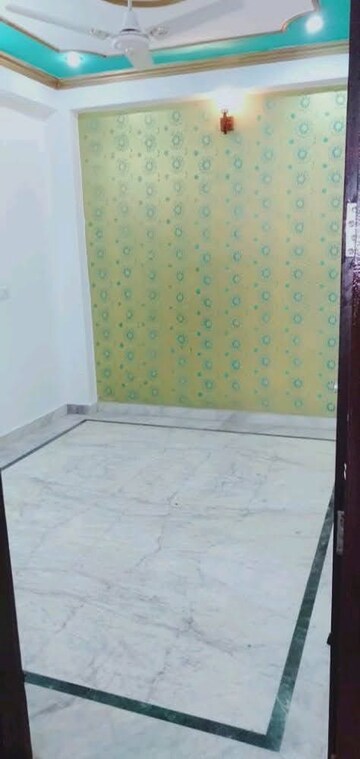 Room in 2 BHK Builder Floor at Chattarpur – for Rent