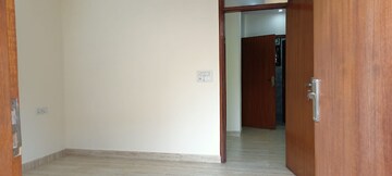 Room in 2 BHK Builder Floor at Chattarpur – for Rent
