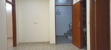 Room in 2 BHK Builder Floor at Chattarpur – for Rent