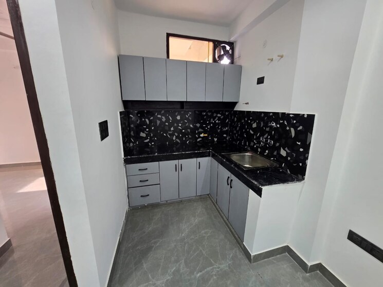Kitchen, rajpur khurd extension 1 Bedroom 500 Sq.Ft. Builder Floor In Rajpur Khurd Extension Delhi 9236624