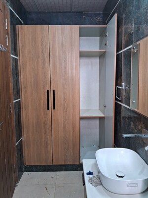 Furnished Amenities in 3 BHK Builder Floor at Vipul World Floors, Sector 48 – for Rent