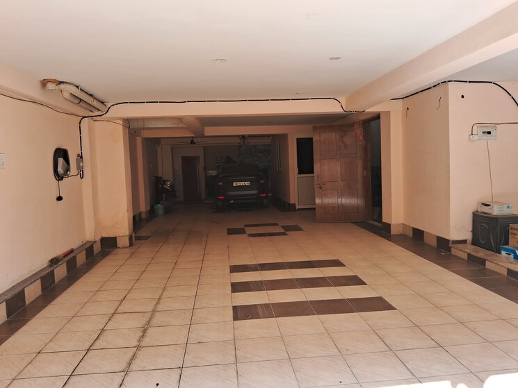  Parking, vipul-world-floors 3 Bedroom 1800 Sq.Ft. Builder Floor In Sector 48 Gurgaon 9236628