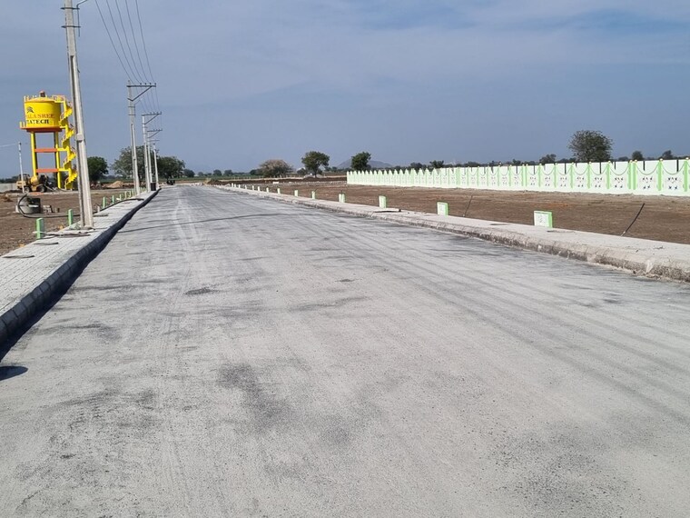 Swimming Pool, lam  195 Sq.Yd. Plot In Lam Guntur 9236608