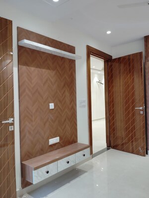 Room in 2 BHK Builder Floor at Vasundhara Sector 5 – for Sale