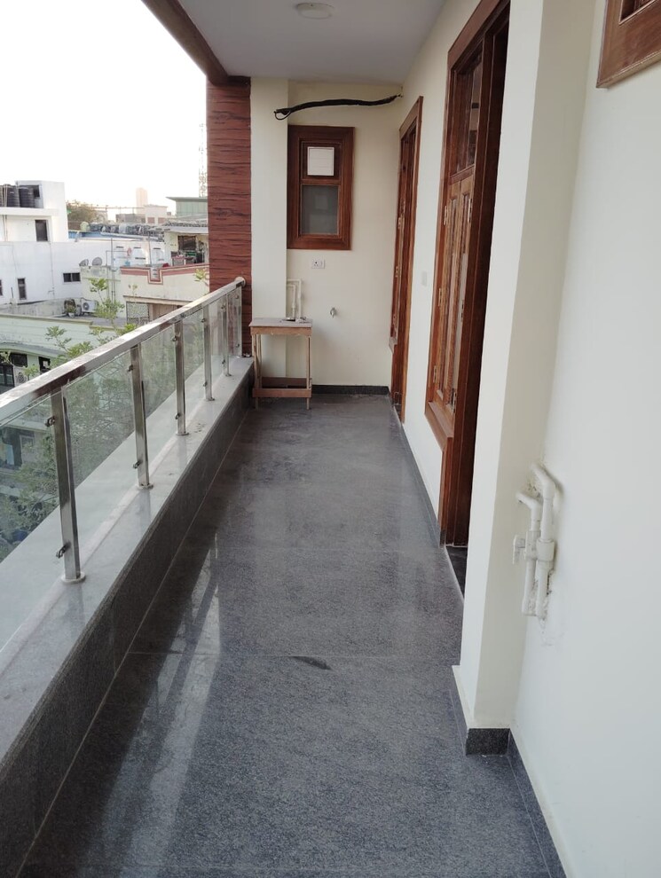 Balcony, vasundhara sector 5 2 Bedroom 1150 Sq.Ft. Builder Floor In Vasundhara Sector 5 Ghaziabad 9236640