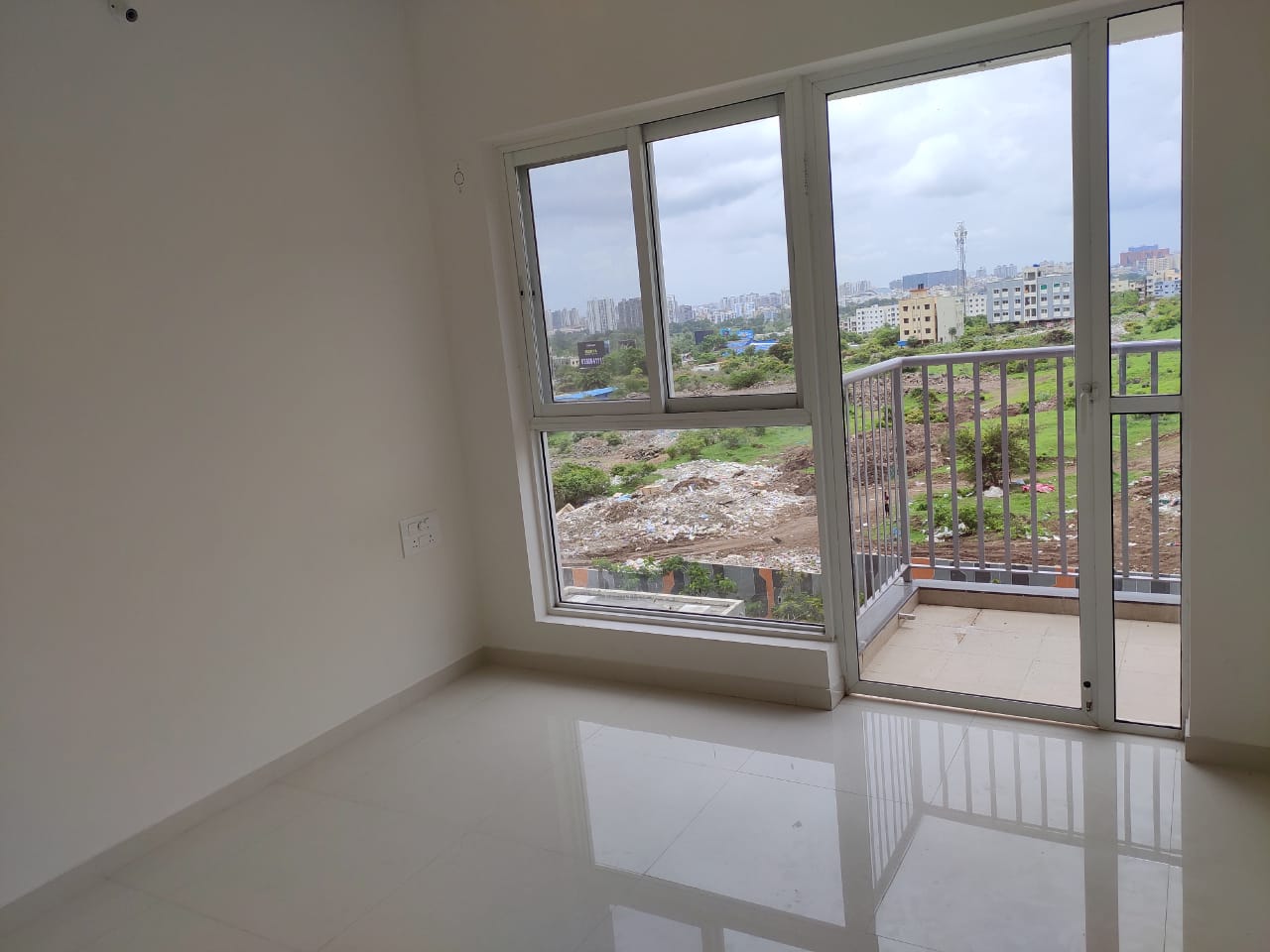 1 BHK + Pooja Room Apartment For Rent in Godrej Hillside