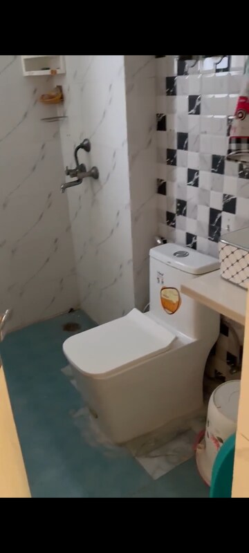 Bathroom in 3 BHK Apartment at Nirala Greenshire Phase I, Patwari – for Rent