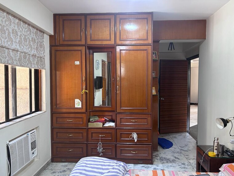 Living Room, hiranandani-gardens-valencia 5 Bedroom 2100 Sq.Ft. Apartment In Powai Mumbai 9236678