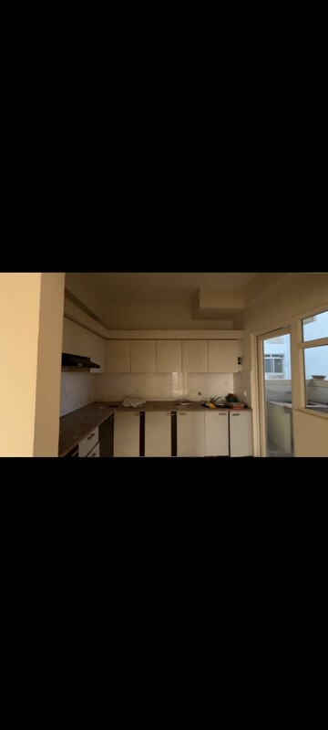 Kitchen in 3 BHK Apartment at Paramount Emotions, Sector 1 Greater Noida – for Rent