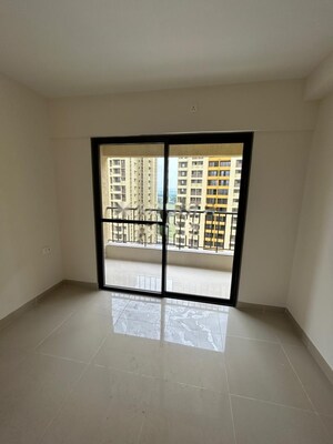 Room in 3 BHK Apartment at Magarpatta Riverview City, Loni Kalbhor – for Rent