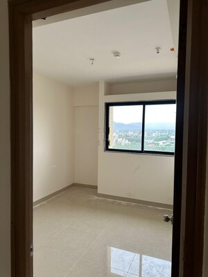 2 BHK Apartment For Rent in Magarpatta Riverview City, Loni Kalbhor