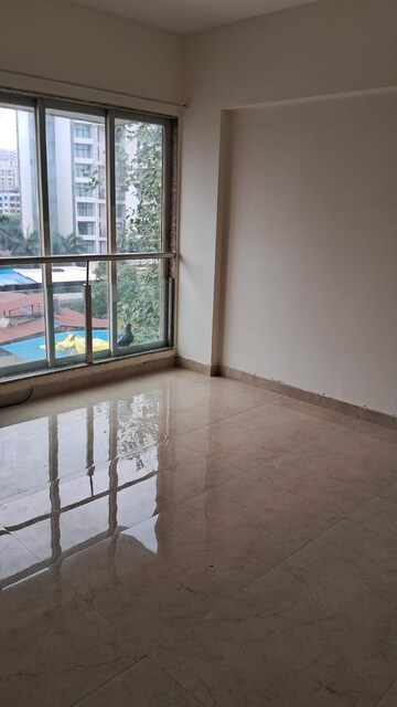 Bedroom in 2 BHK Apartment at Sadguna Raj Ek Jyot Sukriti, Chembur – for Rent