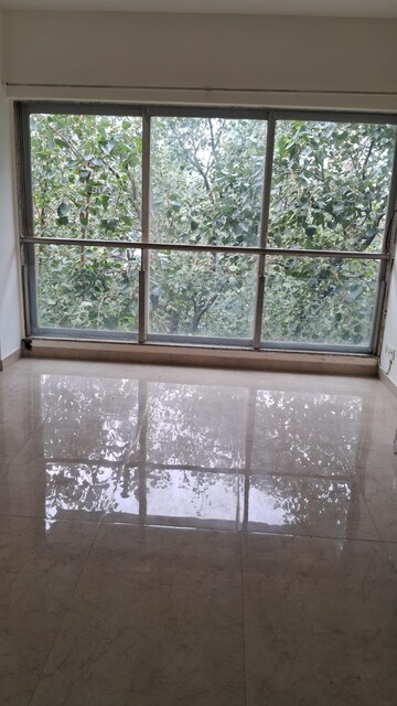 Bedroom in 2 BHK Apartment at Sadguna Raj Ek Jyot Sukriti, Chembur – for Rent