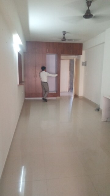 Room in 1 RK Apartment at Mittal Rajnagar Residency, Raj Nagar Extension – for Rent