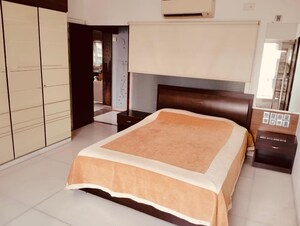 Master Bedroom in 4 BHK Apartment at Juhu – for Rent