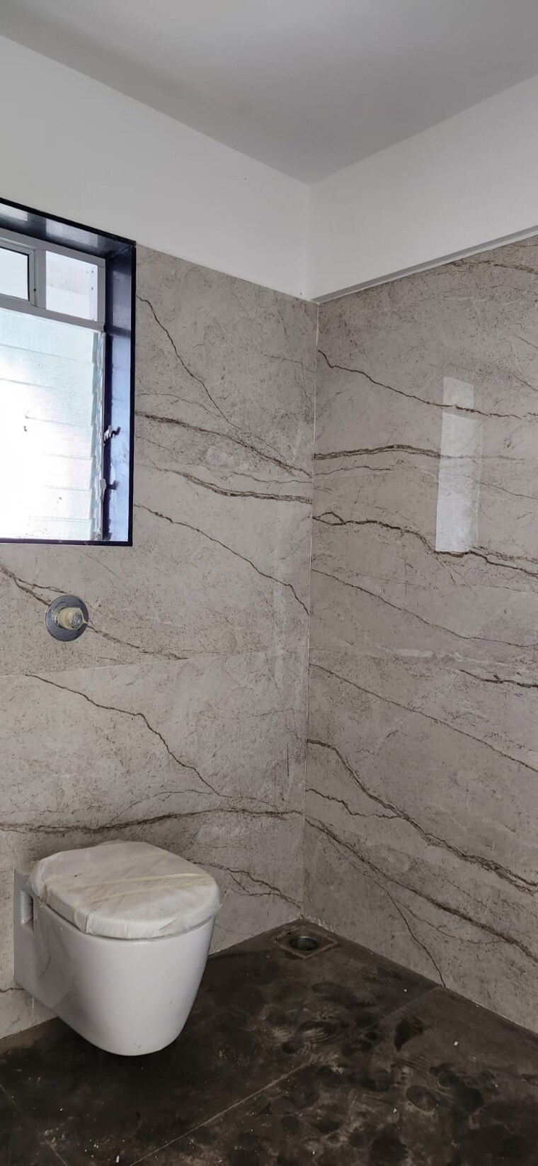 Bathroom, gayatri-apartment-chembur 3 Bedroom 1495 Sq.Ft. Apartment In Chembur Mumbai 9236813