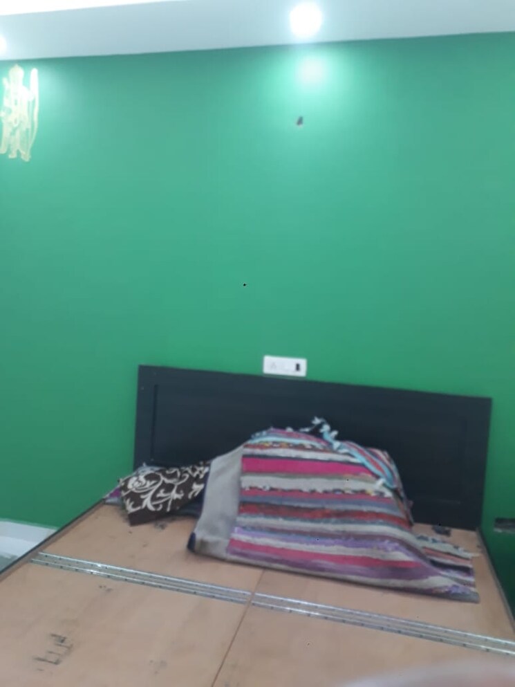 undefined, indra-complex 3 Bedroom 100 Sq.Yd. Builder Floor In Sector 87 Faridabad 9236828