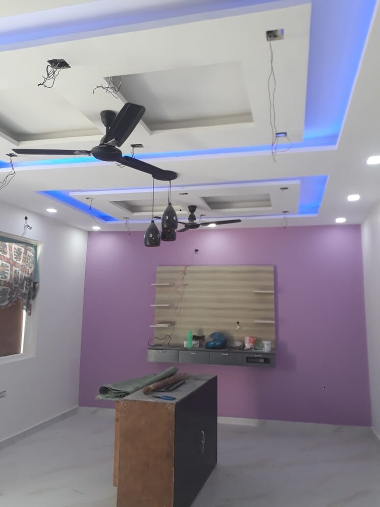 Master Bedroom, indra-complex 3 Bedroom 100 Sq.Yd. Builder Floor In Sector 87 Faridabad 9236828