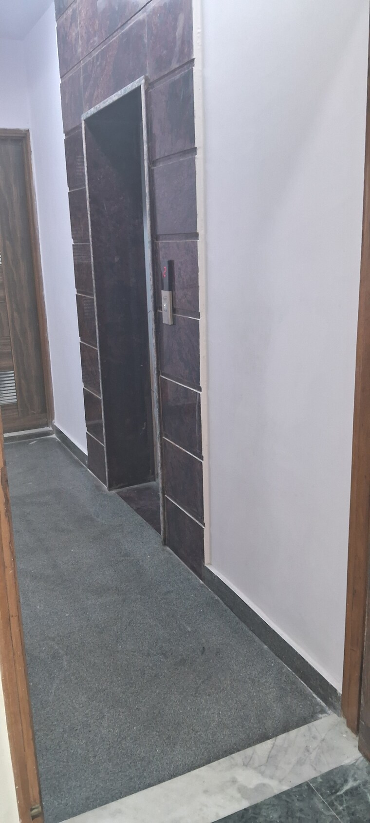 Other, anand nagar 3.5 Bedroom 250 Sq.Yd. Builder Floor In Anand Nagar Delhi 9236827