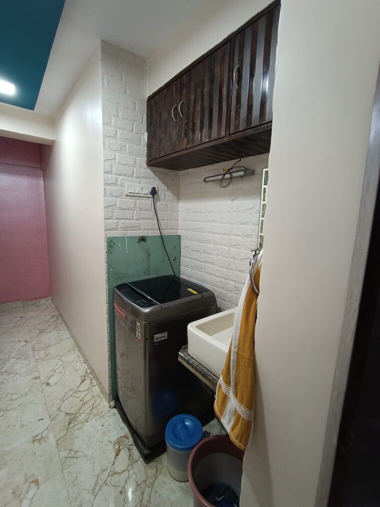 Bathroom, marwin-prince-tower 2 Bedroom 1200 Sq.Ft. Apartment In Kharghar Sector 20 Navi Mumbai 9236834