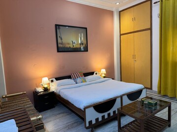 Bedroom in 4 BHK Builder Floor at Greater Kailash – for Rent