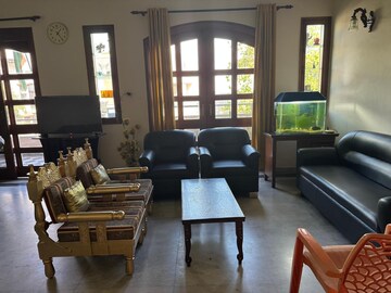 Living Room in 4 BHK Builder Floor at Greater Kailash – for Rent