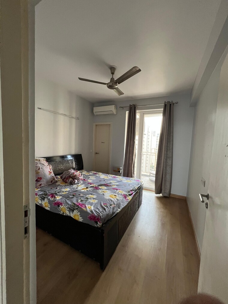 Bedroom, emaar-gurgaon-greens 3.5 Bedroom 1650 Sq.Ft. Apartment In Sector 102 Gurgaon 9236880