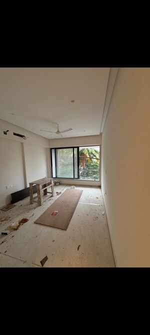 2 BHK Apartment For Rent in PR Fernvel, Santacruz West