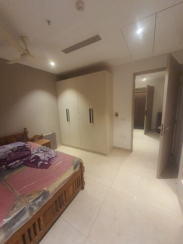 Room in 2 BHK Apartment at M3M One Key Resiments, Sector 67 – for Rent