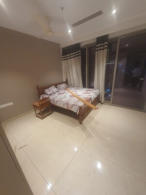 Room in 2 BHK Apartment at M3M One Key Resiments, Sector 67 – for Rent