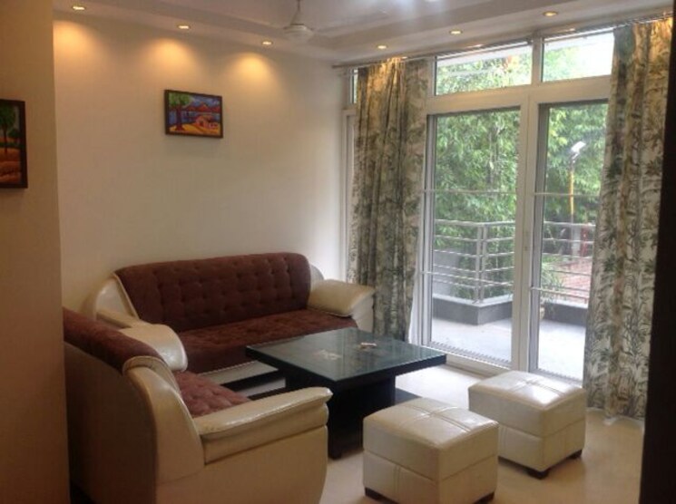Living Room, greater kailash 3 Bedroom 200 Sq.Yd. Builder Floor In Greater Kailash Delhi 9236902