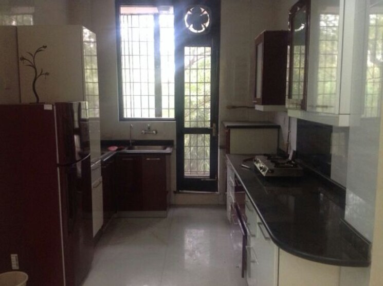 Kitchen, greater kailash 3 Bedroom 200 Sq.Yd. Builder Floor In Greater Kailash Delhi 9236902
