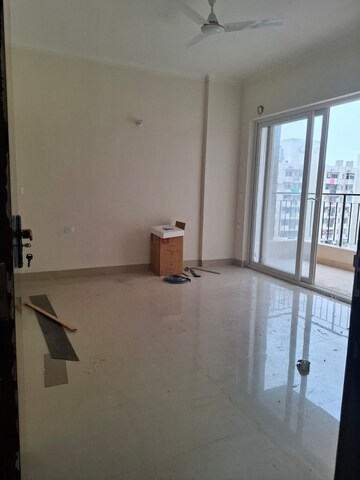 3 BHK Apartment For Rent in Amrapali Crystal Homes, Sector 76