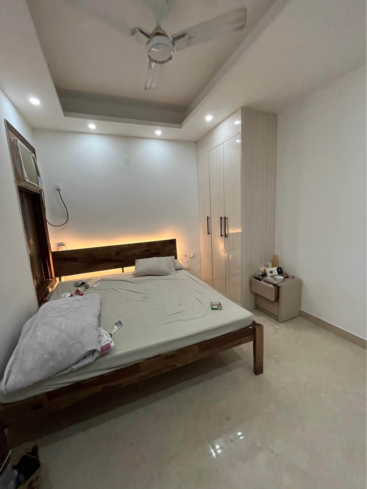 1 BHK Builder Floor For Rent in Saket