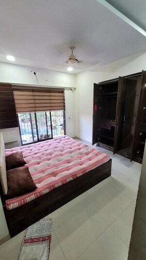 Bedroom in 2 BHK Apartment at Lodha Amara Tower 42 and 43, Kolshet Road – for Rent