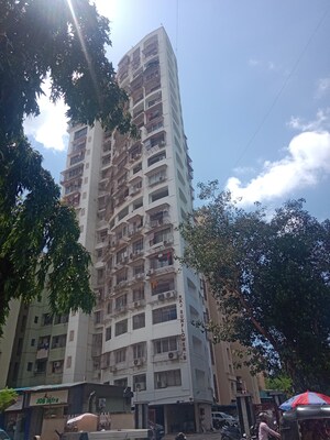 2 BHK Apartment For Rent in Raj Sunflowers Apartment, Borivali West