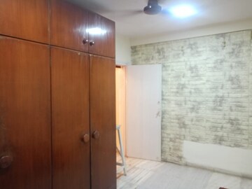Furnished Amenities in 3 BHK Apartment at Brindavan CHS, Andheri East – for Rent