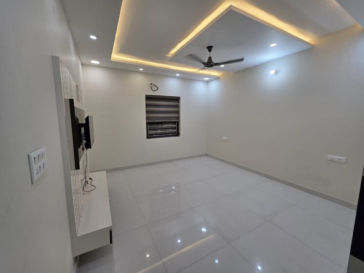 Room, omaxe-royal-street 3 Bedroom 1500 Sq.Ft. Apartment In Sector 14 Bahadurgarh 9236993