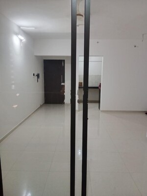 Room in 3 BHK Apartment at Shapoorji Pallonji Joyville Hadapsar Annexe, Hadapsar – for Rent