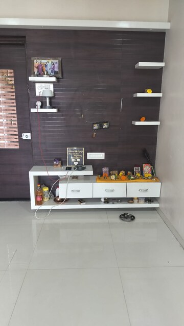 Room in 1 BHK Apartment at Rai Heaven, Kalyan East – for Rent