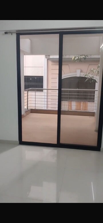 Room in 2 BHK Apartment at Swojas Suman, Law College Road – for Rent