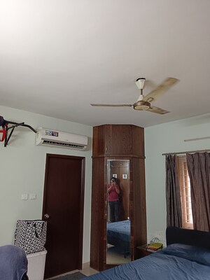 Furnished Amenities in 3 BHK Apartment at Ramky Towers, Gachibowli – for Rent