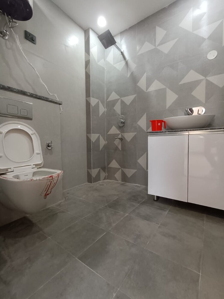 Bathroom, saket 4 Bedroom 2000 Sq.Ft. Builder Floor In Saket Delhi 9237207