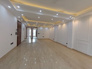 Building Lobby in 4 BHK Builder Floor at Saket – for Rent