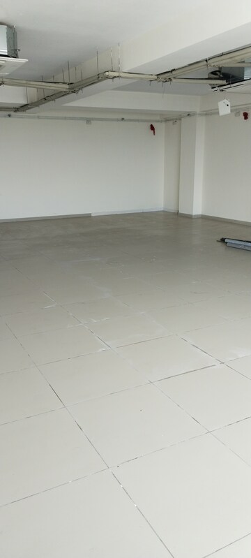 Room in  Office Space at Prahlad Nagar – for Rent
