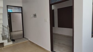 Room in 2 BHK Independent House at Chinhat – for Sale