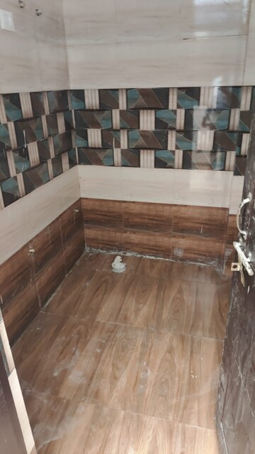Furnished Amenities in 2 BHK Independent House at Chinhat – for Sale