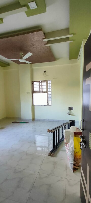 Room in 3 BHK Apartment at Navrangpura – for Rent